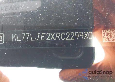 2024 Chevrolet Trax Fwd 2Rs from USA, damaged, VIN KL77LJE2XRC229980